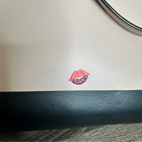 Disney X Kate Spade New York Minnie Mouse Large Tote - Picture 10 of 13